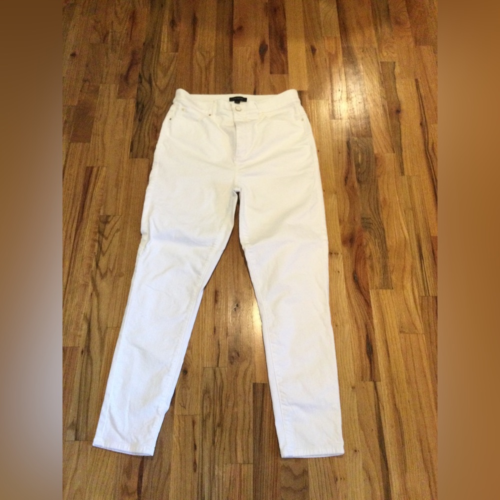 Ann Taylor White Twill Skinny Jeans